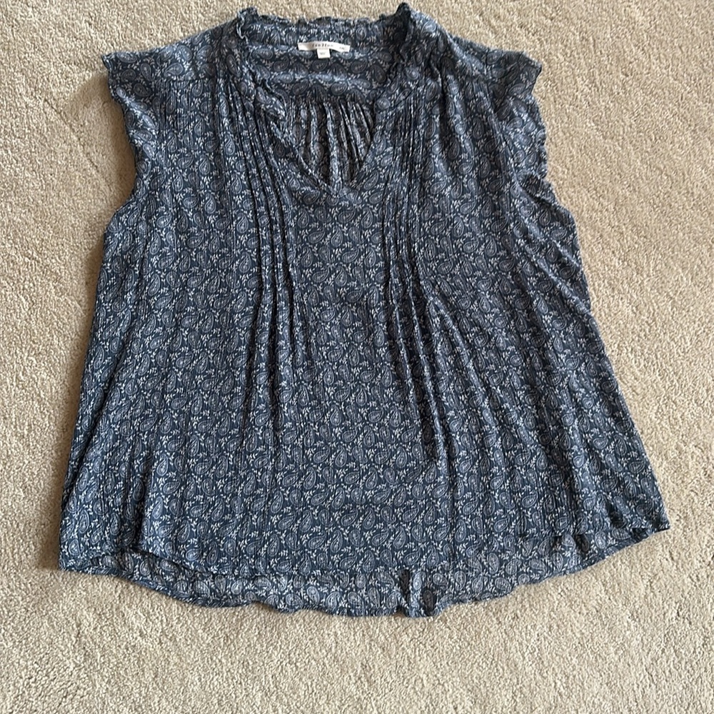 Fun 2 Fun Navy Floral Blouse